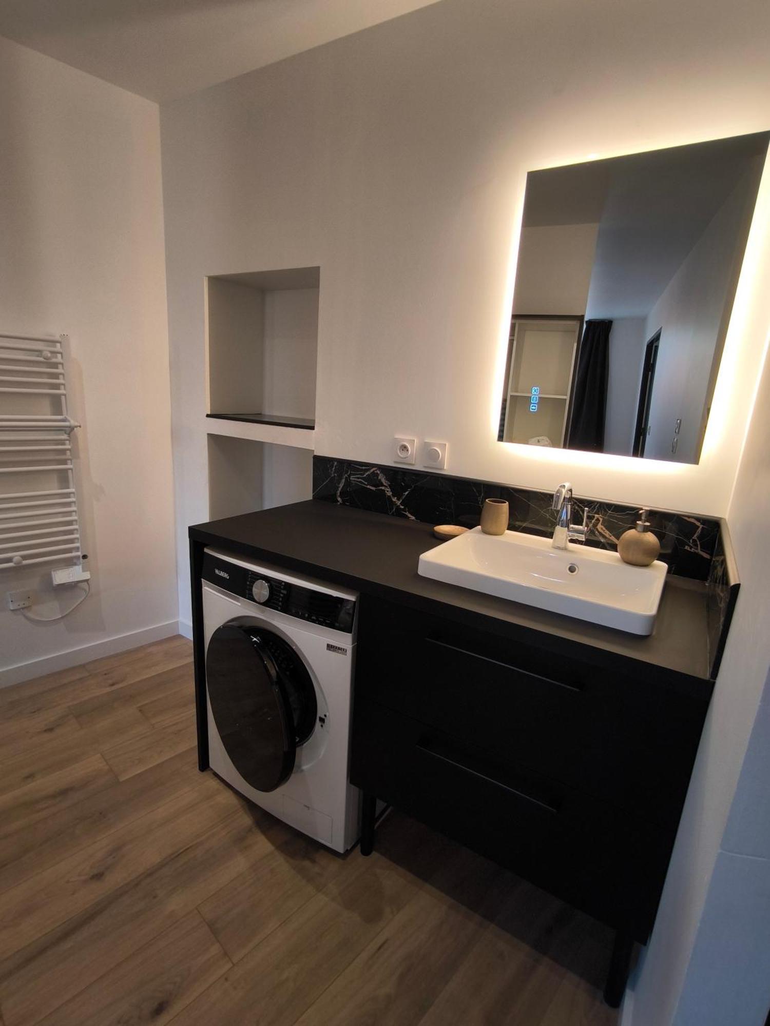 Sublime T2 En Plein Centre Climatise Apartment มงเตลิมาร์ ภายนอก รูปภาพ